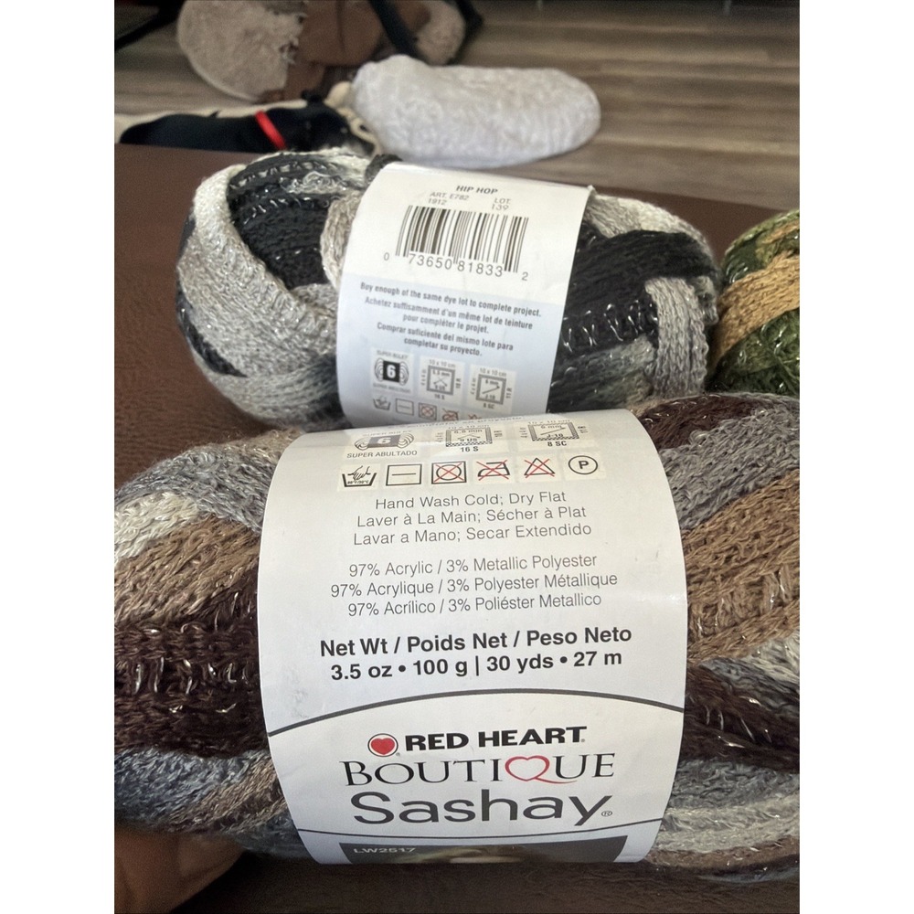 Red Heart Boutique Sashay Metallic Yarn Lot Skeins Hip Hop Waltz Conga Shuffle - Picture 3 of 8